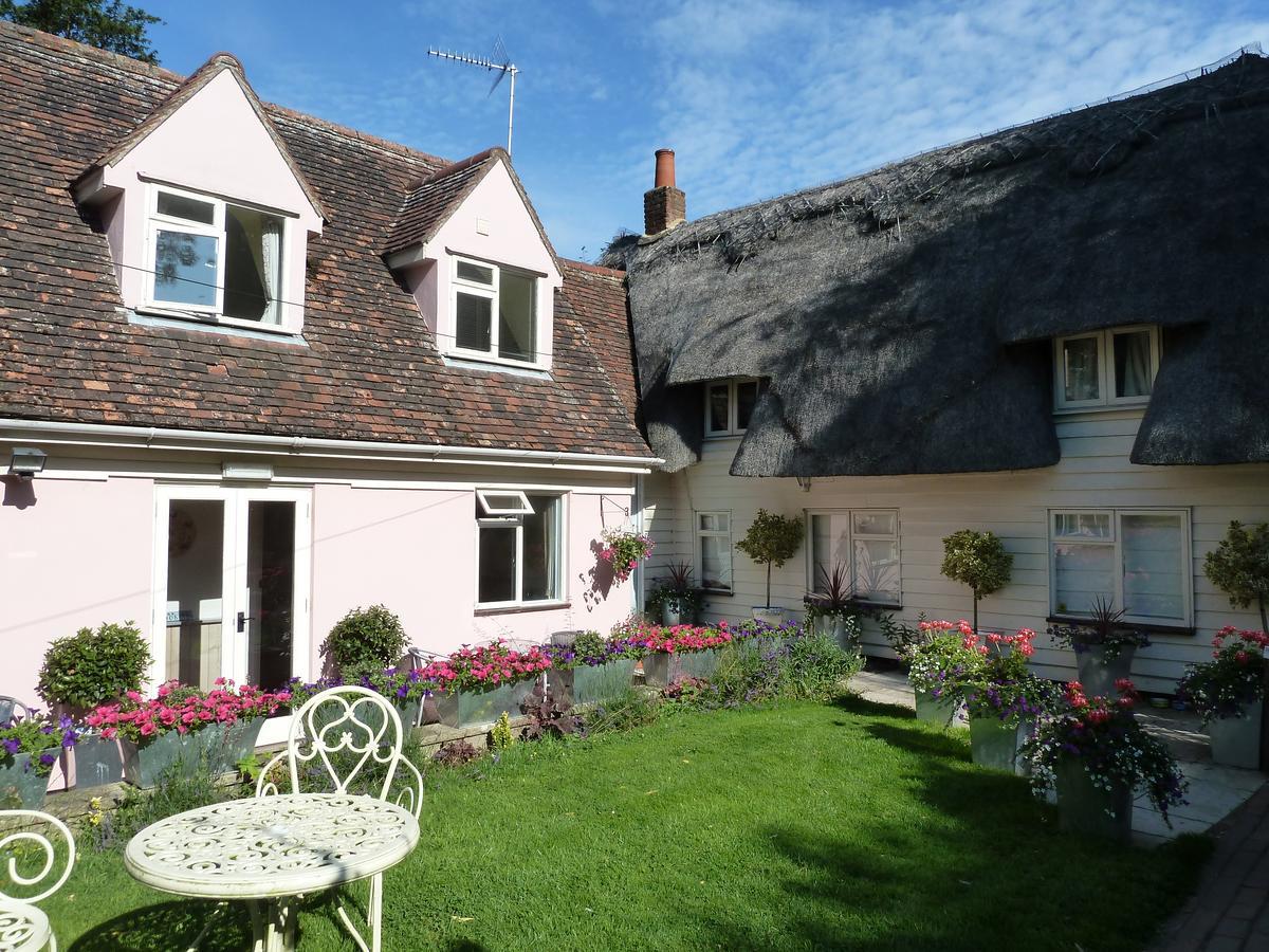 The Willows Guest House Takeley ภายนอก รูปภาพ
